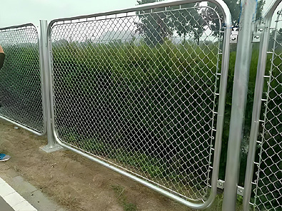 勾花护栏网