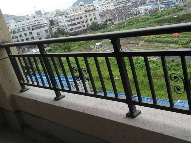 郑州锌钢护栏网价格